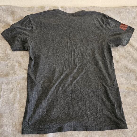 5.11 Tactical Shirt Mens Gray American Flag Size Large Short Sleeve Crew Neck - Picture 4 of 5